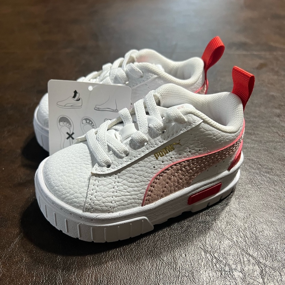 Mayze Leather Toddler Shoes size 5, white with pink and red